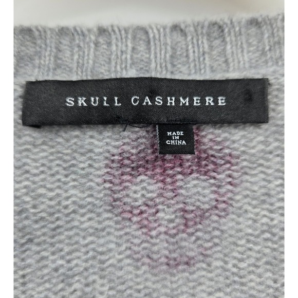 Skull Cashmere Sweater Size Medium Riley Grey Burgundy Skulls V Neck - Picture 2 of 16